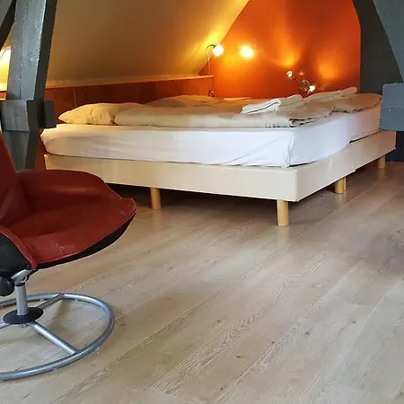 Holiday home Huisje Aan De Maas Maastricht